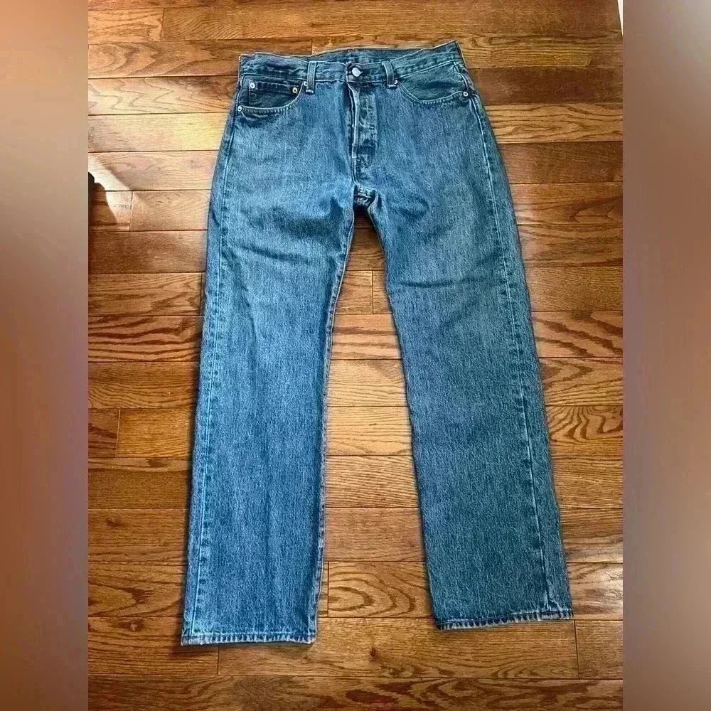Levi’s 501 button fly jeans Sz W34 L32